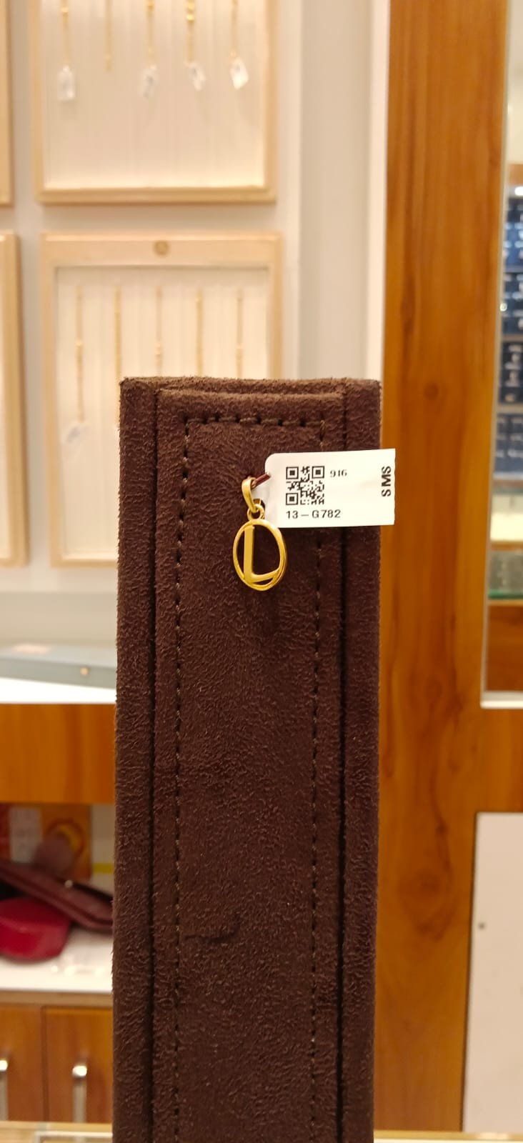 Single Hook Dollar